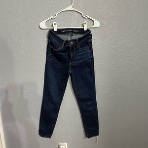 American Eagle Super High Rise Jegging Cropped Size 0